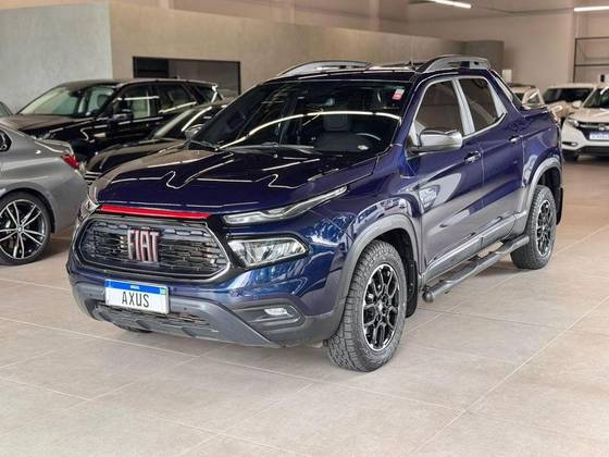 FIAT TORO 2.0 16V TURBO DIESEL ULTRA 4WD AT9 FIAT TORO 2.0 16V TURBO DIESEL ULTRA 4WD AT9